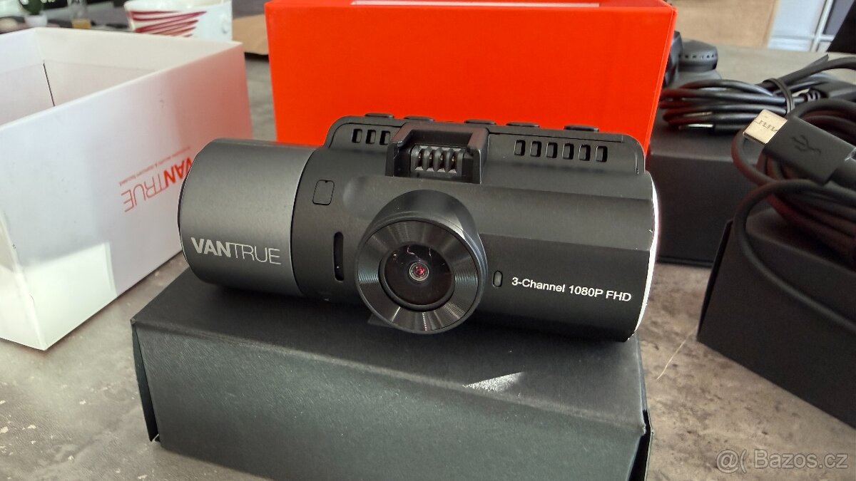 Autokamera Vantrue OnDash N4 - 8