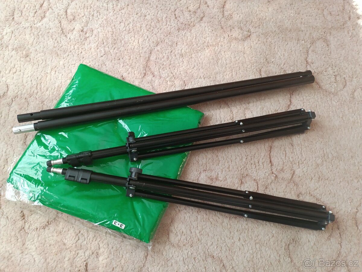 Zelené fotopozadí 3 x 3 m + podpěrný systém 3 m - 8