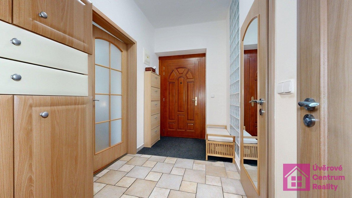 Prodej bytu 4+1, 121 m², garáž, Sv.Čecha, Hodonín - 8