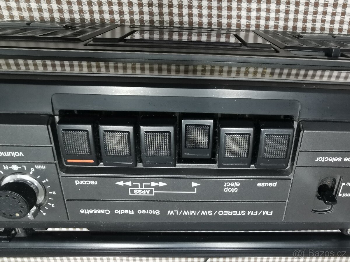 Radiomagnetofon SHARP GF-8181 - 8