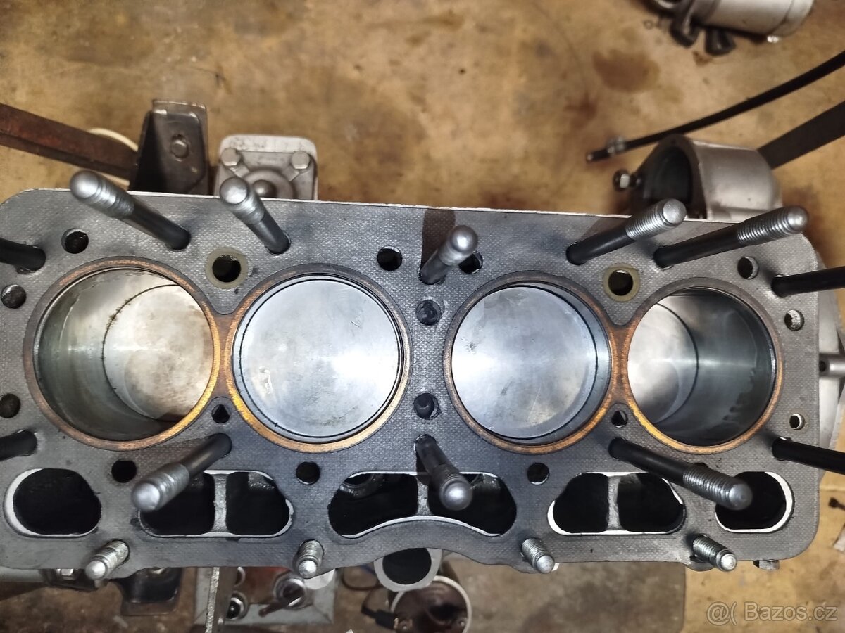 Motor skoda felicia kabrio / octavia touring sport - 8