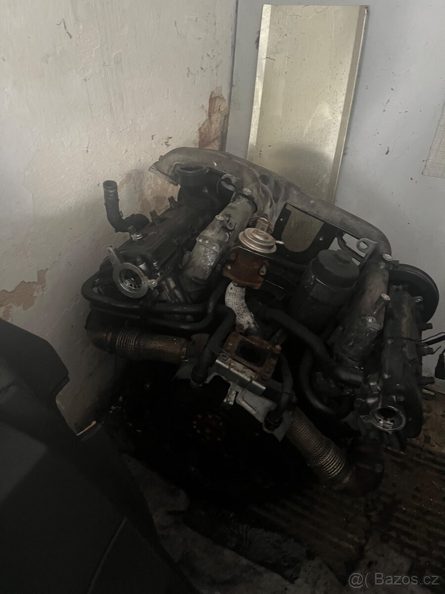 Prodam motor audi a4 - 8