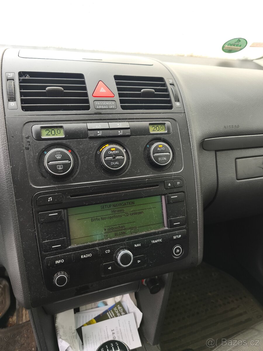 Volkswagen Touran - 8