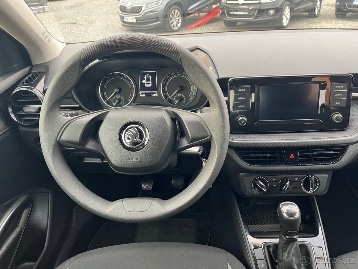 ŠKODA FABIA 1,0 MPi 1.MAJITEL - 8
