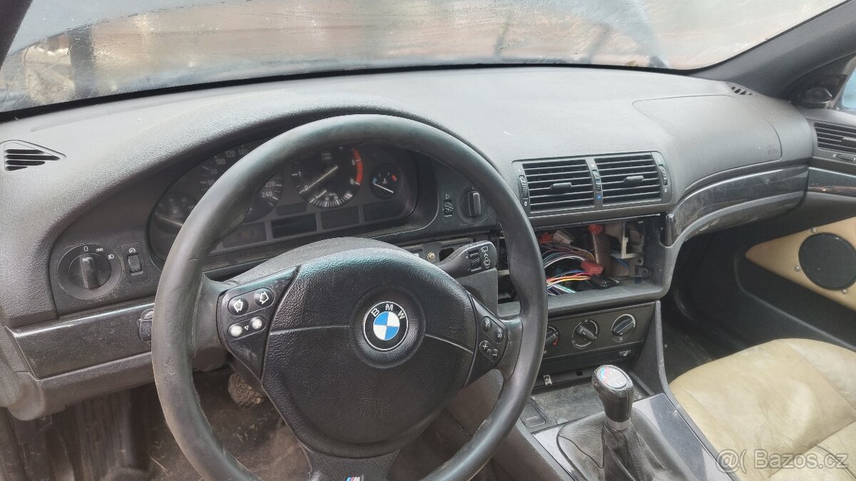 BMW e39 525D NÁHRADNÍ DÍLY - 8