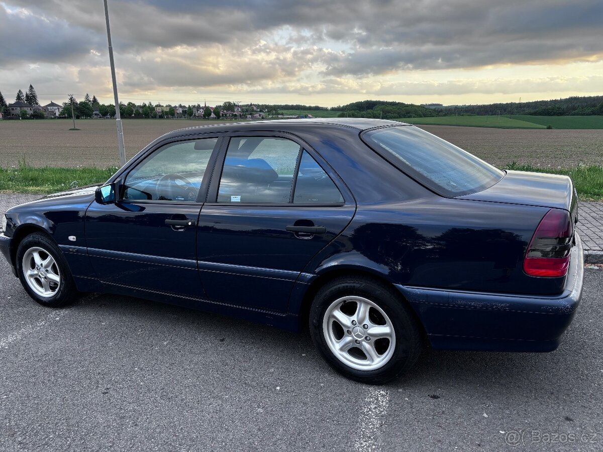 Prodám krásný Mercedes w202 - 8