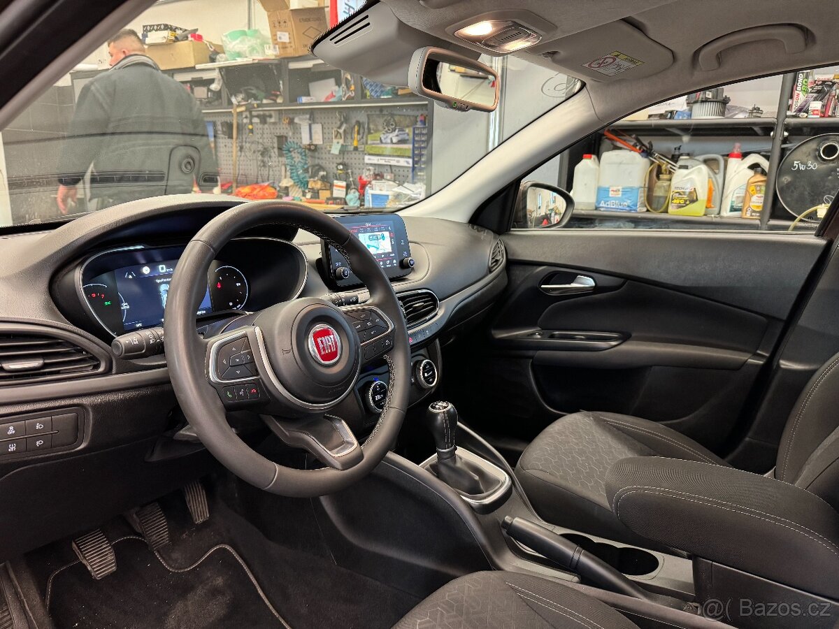 Fiat Tipo Cross 1.0 74 kW - 8