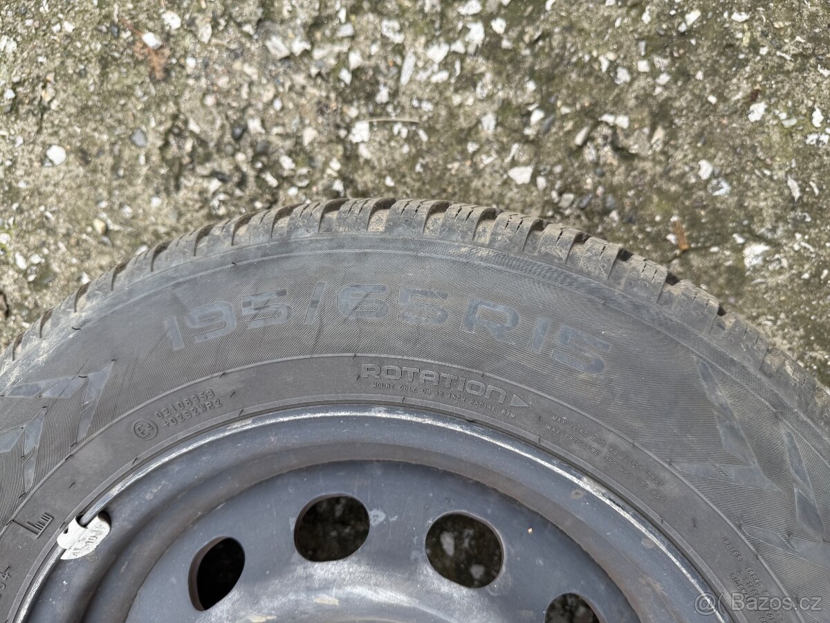 Zimní sada BMW - 5x120 - 195/65/15 vzorek 7,5mm - 8