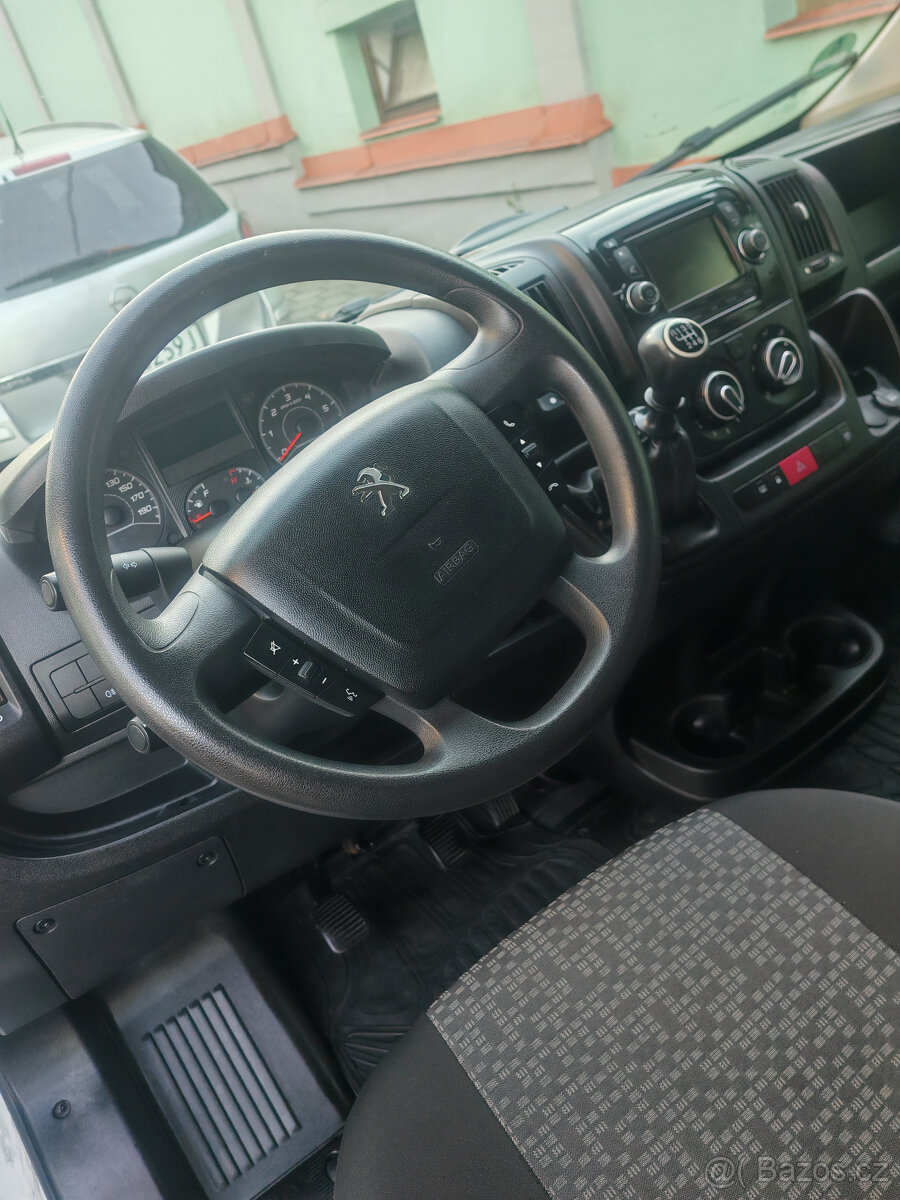Peugeot Boxer 2.0Hdi 96 kW 190tkm Tažné 2,5t Supr stav - 8
