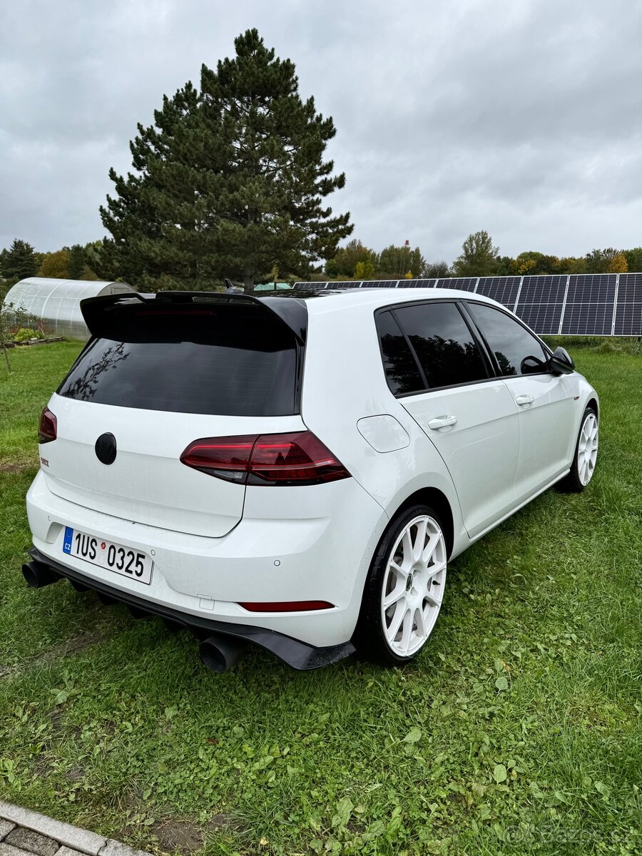 Volkswagen Golf 7.5 GTI performace 231kw - 8