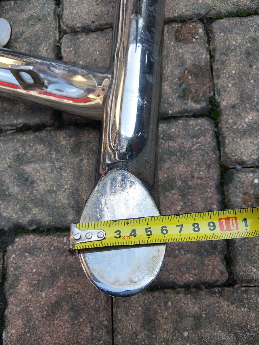 Nerezový přední rám - 8