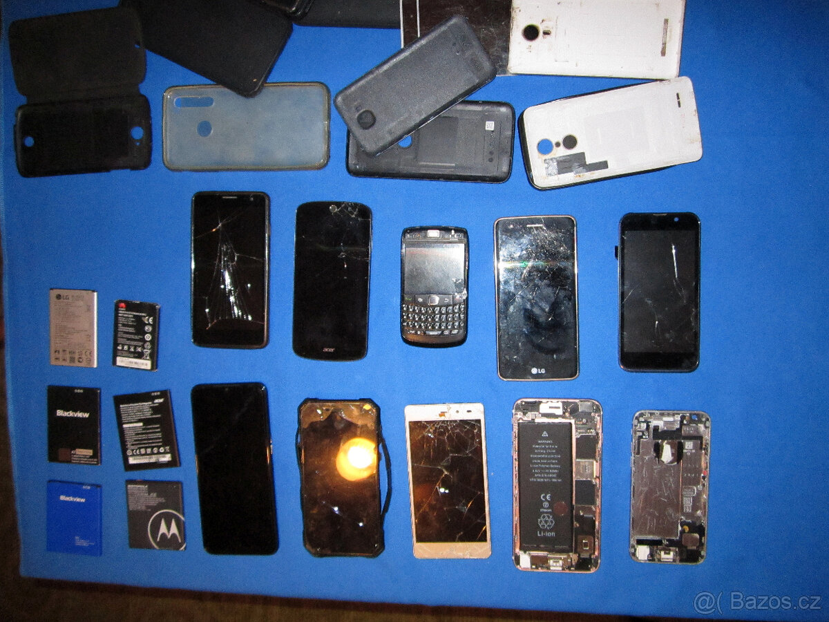 Mobily na díly, kryty, baterky - 8