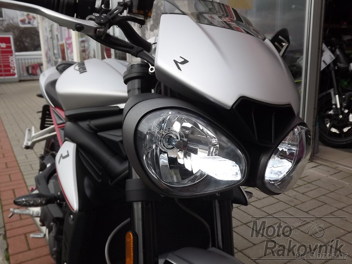 Triumph Street Triple 765 - 8