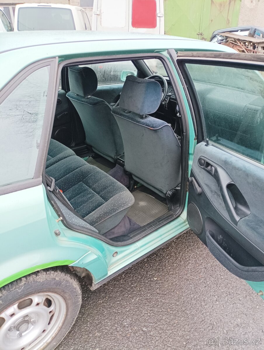 VW Passat B4 1,8i - 8