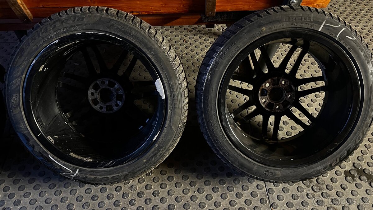 Prodám originál al.kola Audi - 8