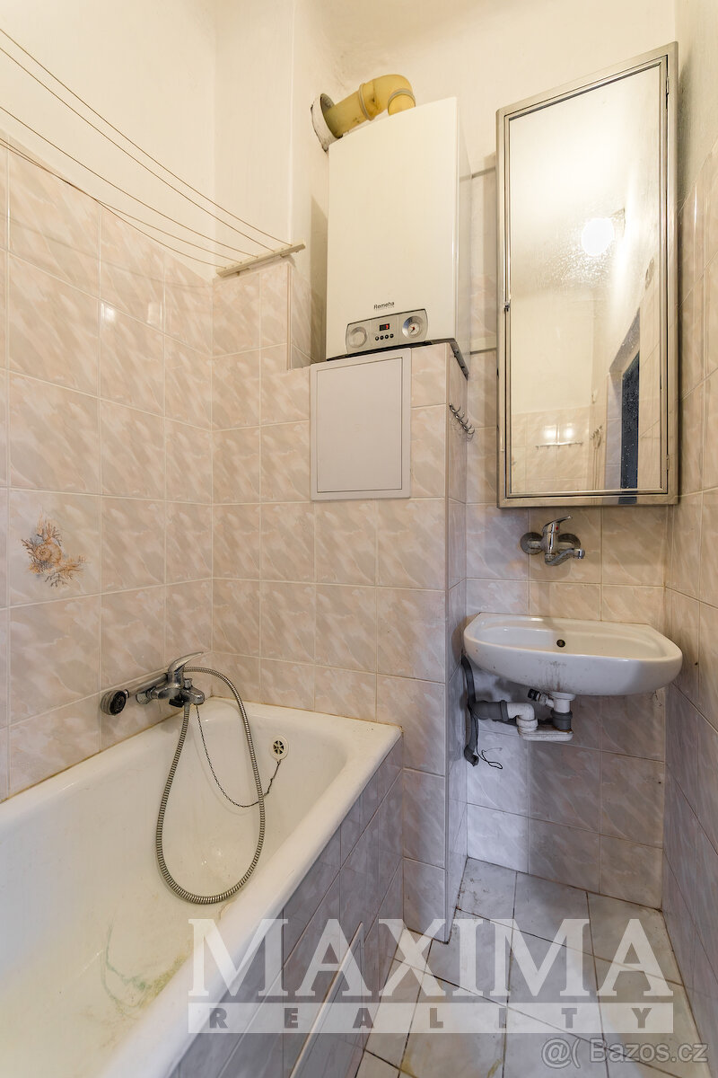 Dům 3+1 o ploše 149 m2 - Praha, Horní Počernice - 8