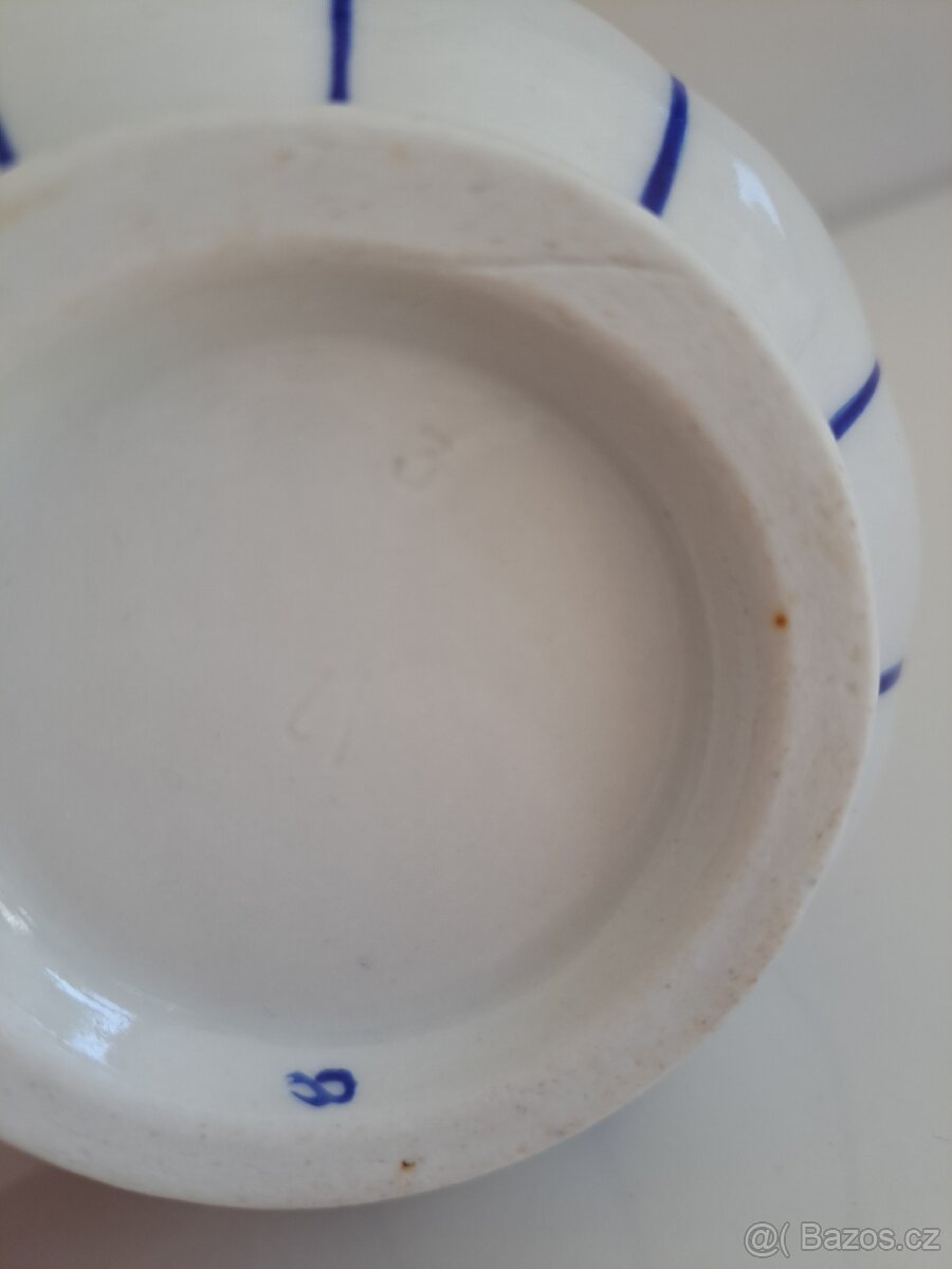 Starožitná porcelánová konvička - mléčenka - 8