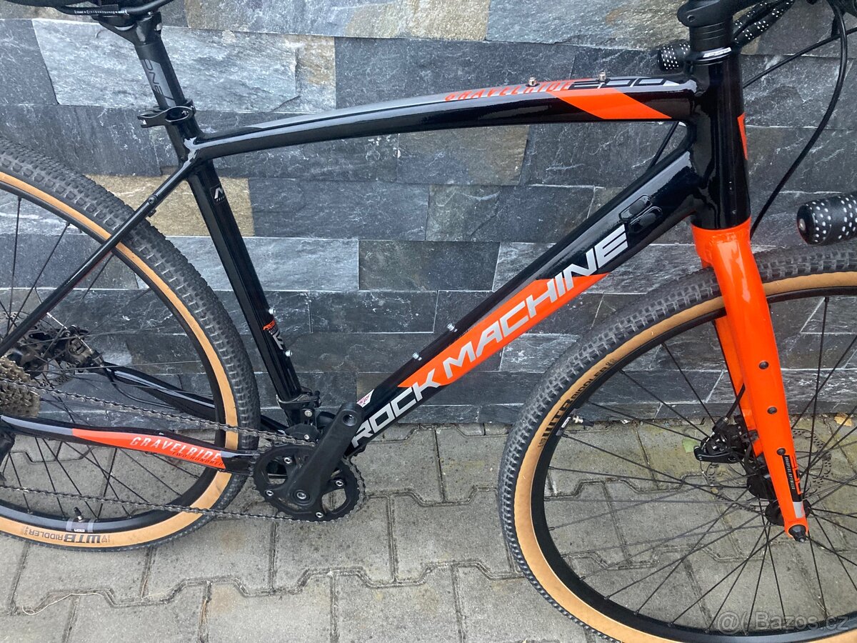 Gravel kolo - M rám - 8