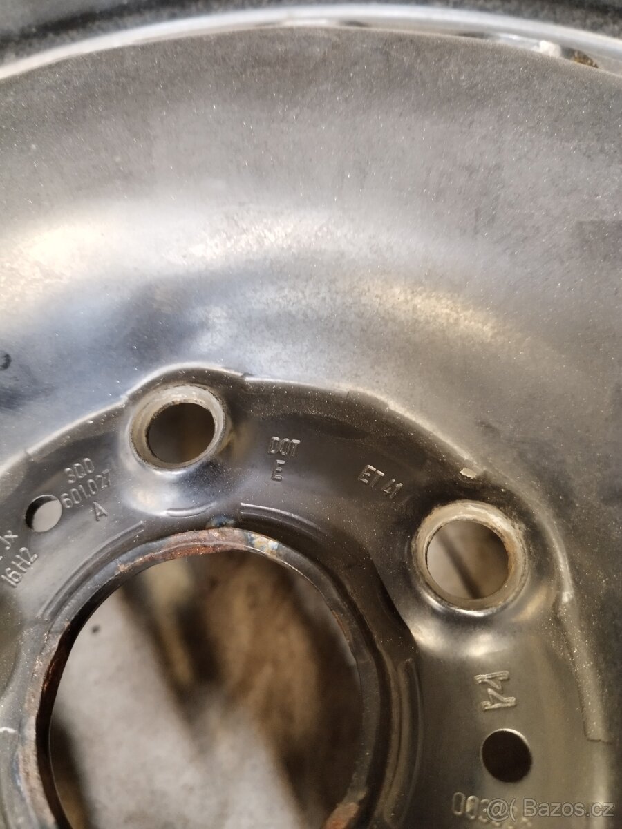 4 ks Ocelové/plechové disky OE VW 5x112 - 8