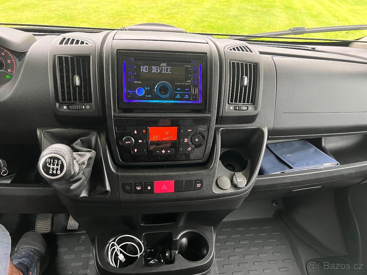 KNAUS TABBERT OBYTNÝ AUTOMOBIL 2.0 HDI 120KW,DIGIKLIMA,1MAJ - 8