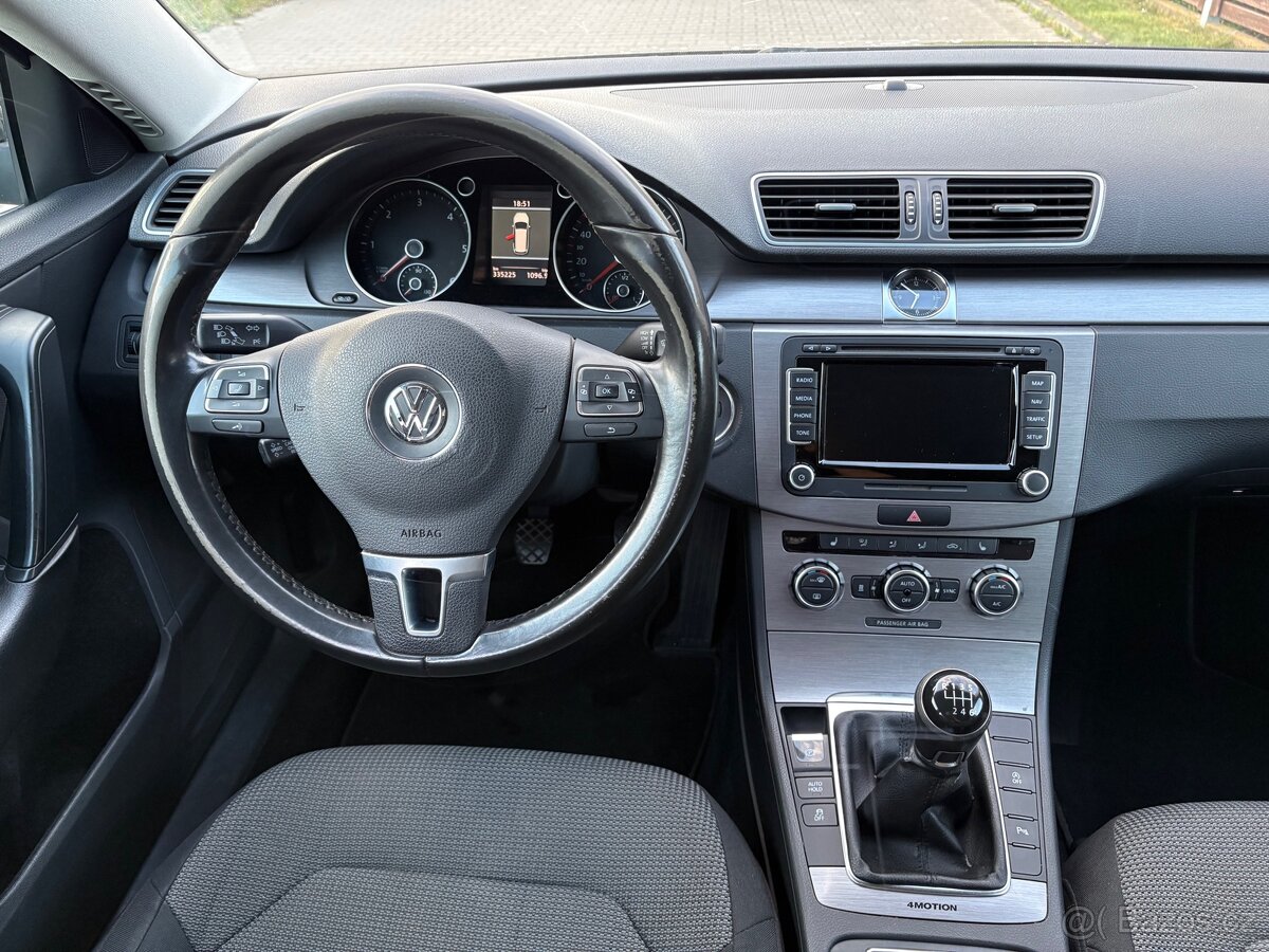 Passat B7 2.0 TDI 4Motion - 8