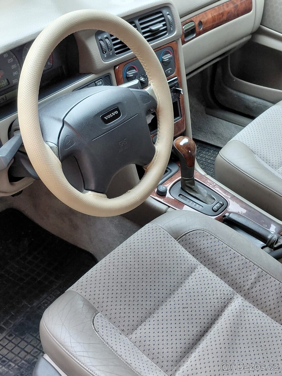 Volvo S70 2.4i Automat - 8
