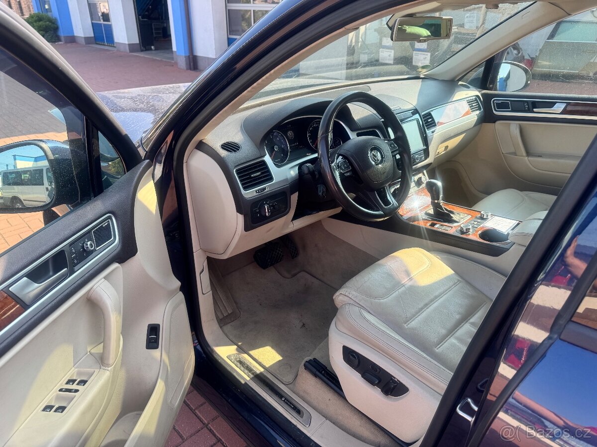 Vw touareg exclusive - 8