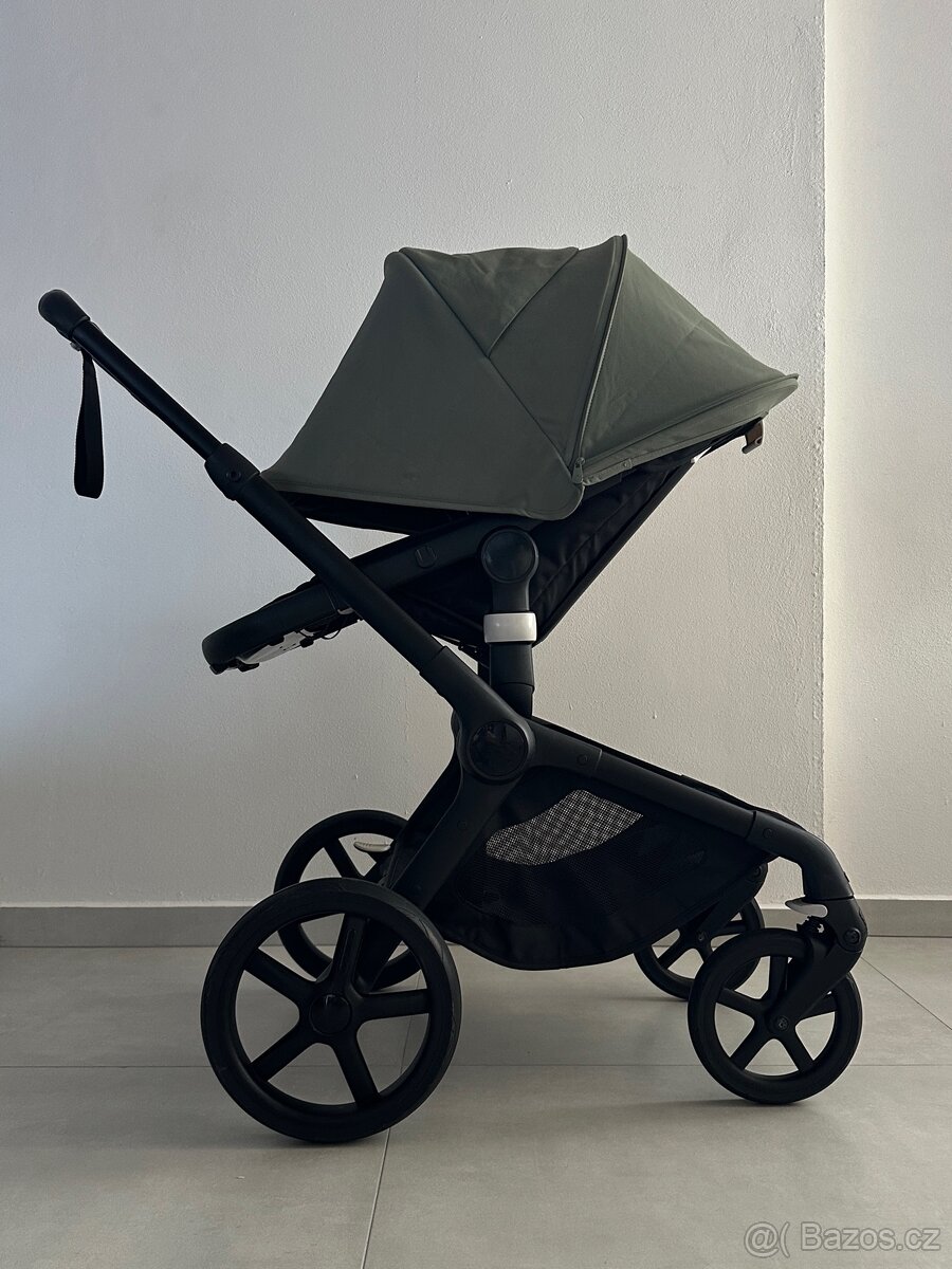 Kočárek Bugaboo Fox 5 Black & Forest green - 8