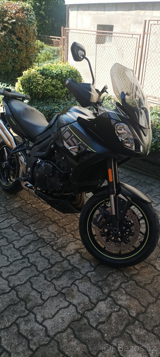 Triumph Tiger 1050 - 8