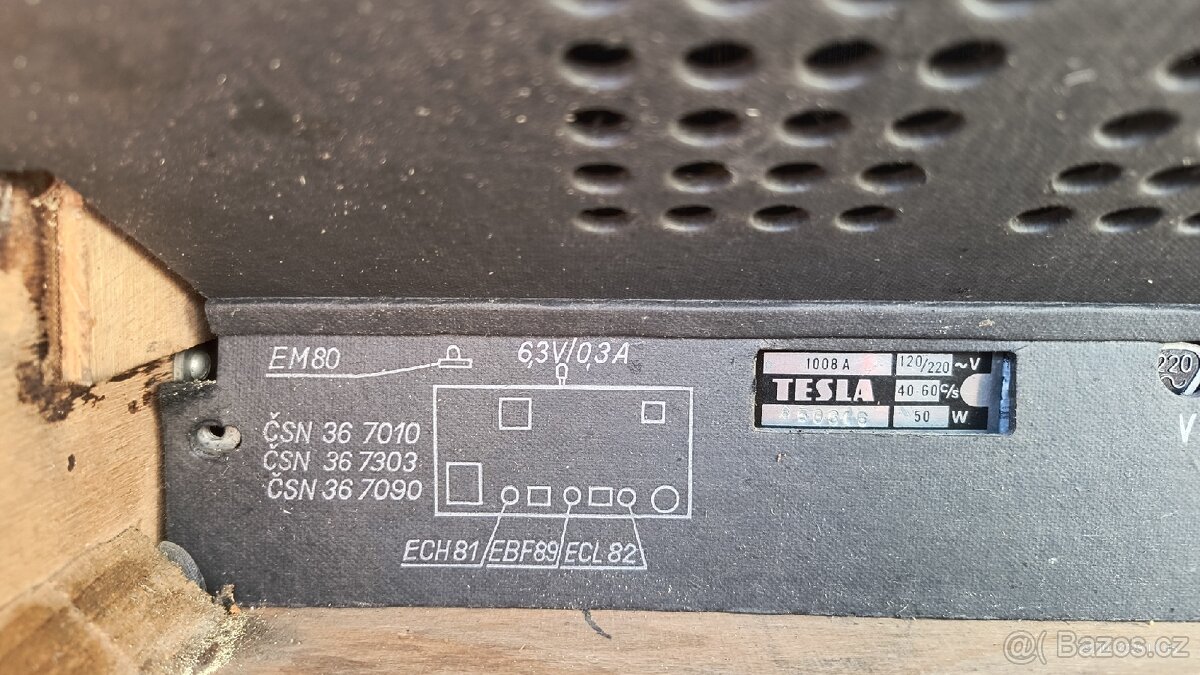 Staré rádio Tesla - 8