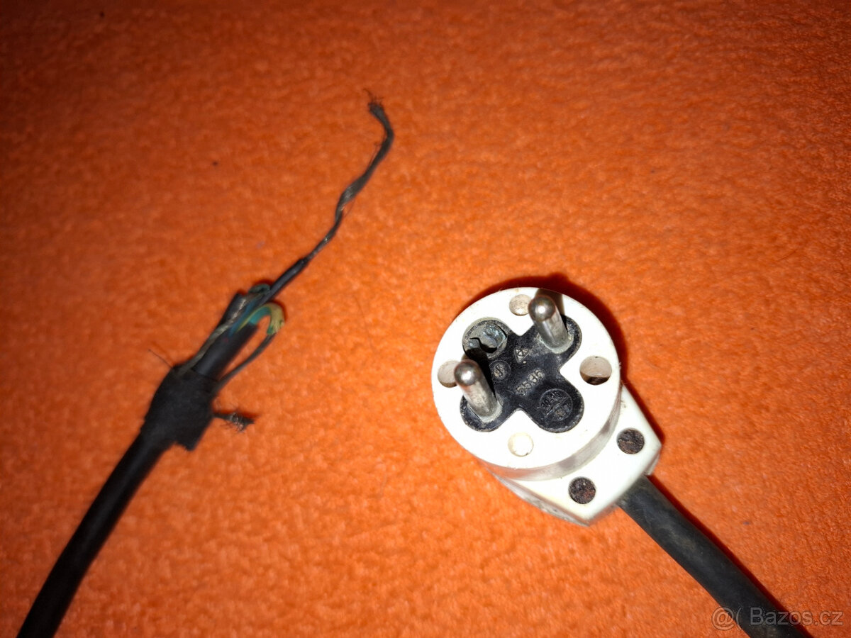 Kabely: koaxiální, instalační, vodiče-šňůry s vidlicí - 8