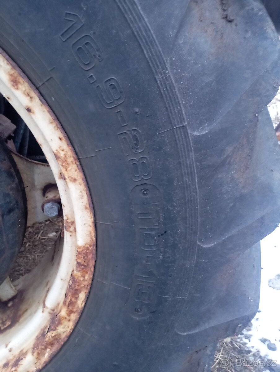 Pneu 16,9-28r Zetor - 8