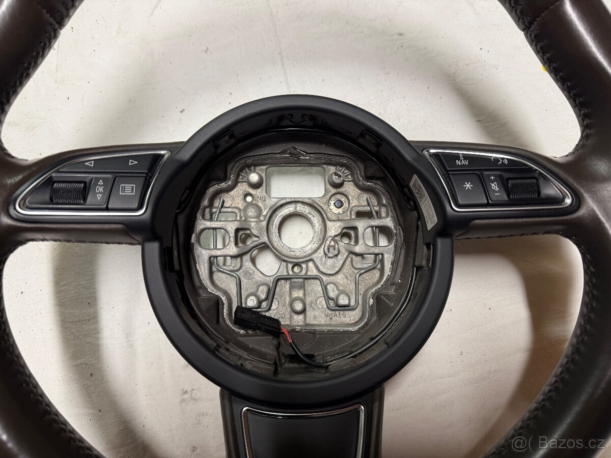 Triramenny volant - Audi A7 - 8