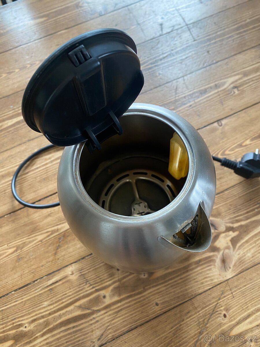 Rychlovarná konvice Russell Hobbs - 8