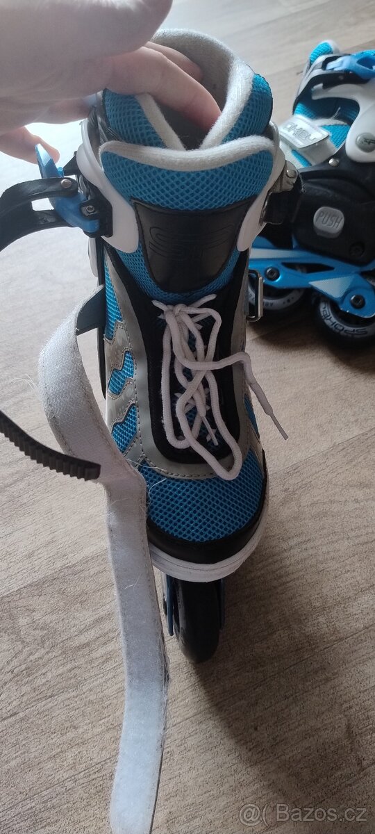 Kolečkové brusle - 8