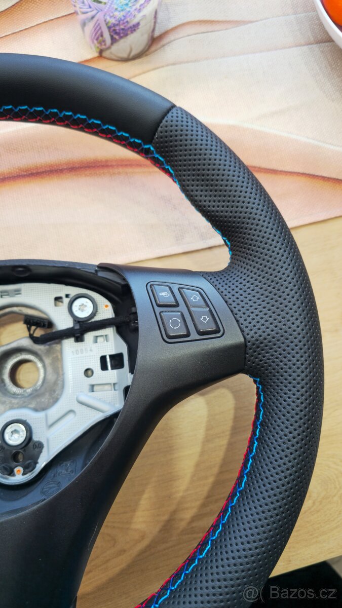 VOLANT BMW E90 E91 E92 E93 E82 M sport E90M - 8