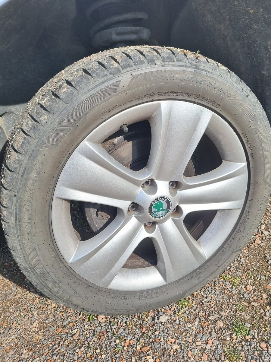 Škoda Yeti 1,2 TSi, rok 2010 - 8