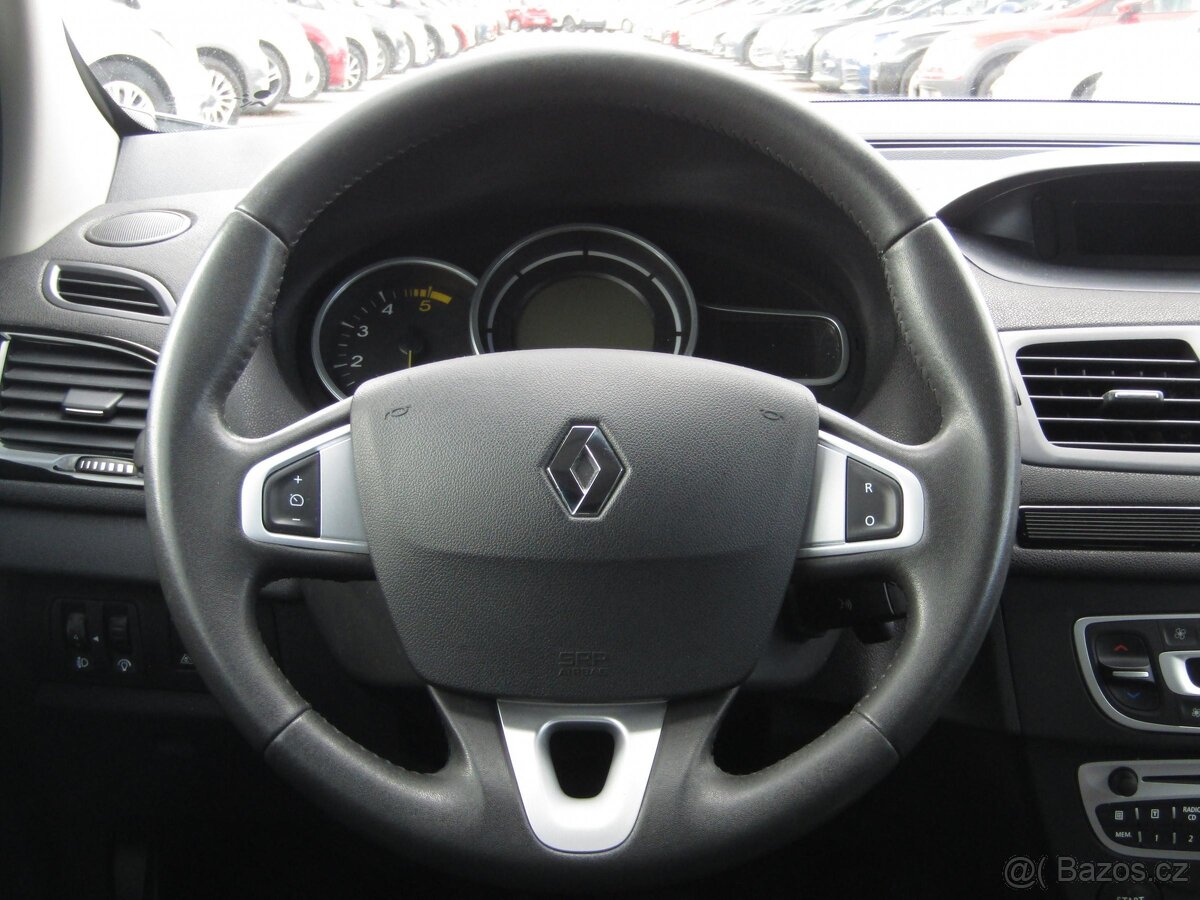 Renault Mégane 1.5 dCi , 81 kW nafta, 2011 - 8