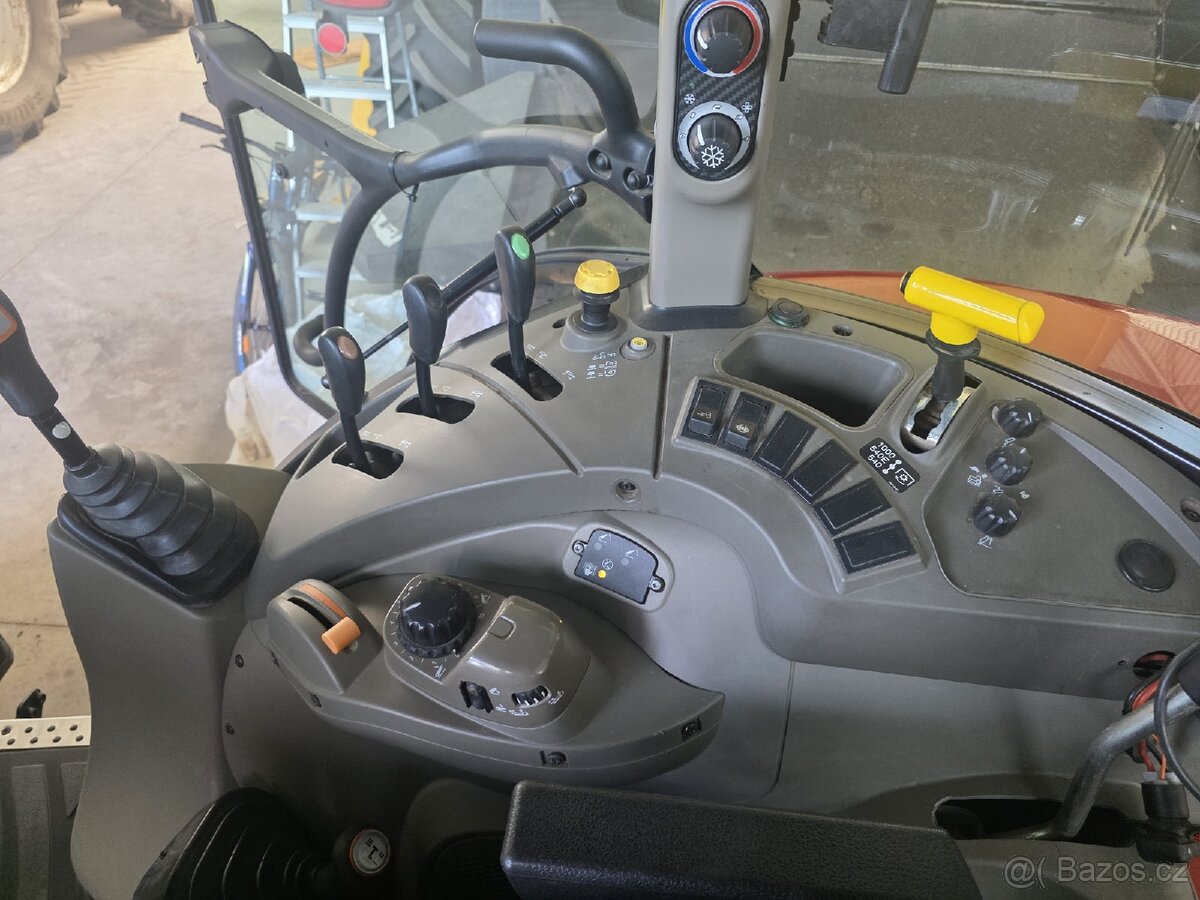 Case IH Farmall 95C - 8