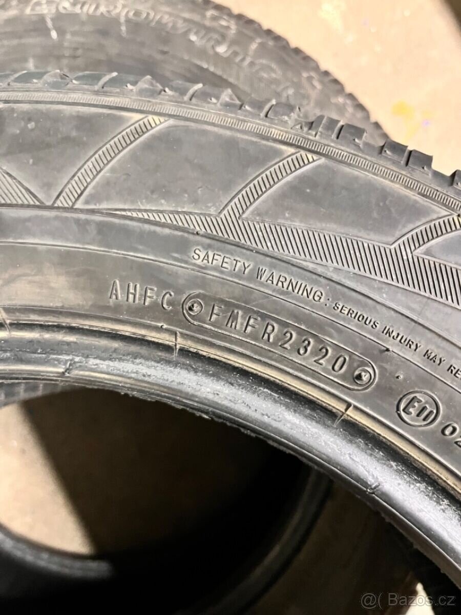 2x 225/60 R17 zimní pneu - 8