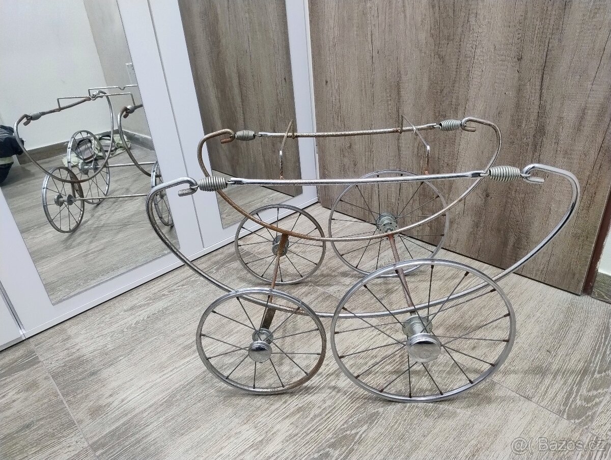 Prodej kočárku pro panenky - 8