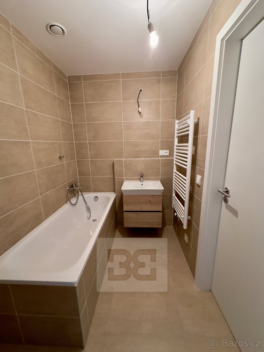 Prodej bytu 1+kk 43 m² - rezidence SO-HO, ev.č. N08529 - 8