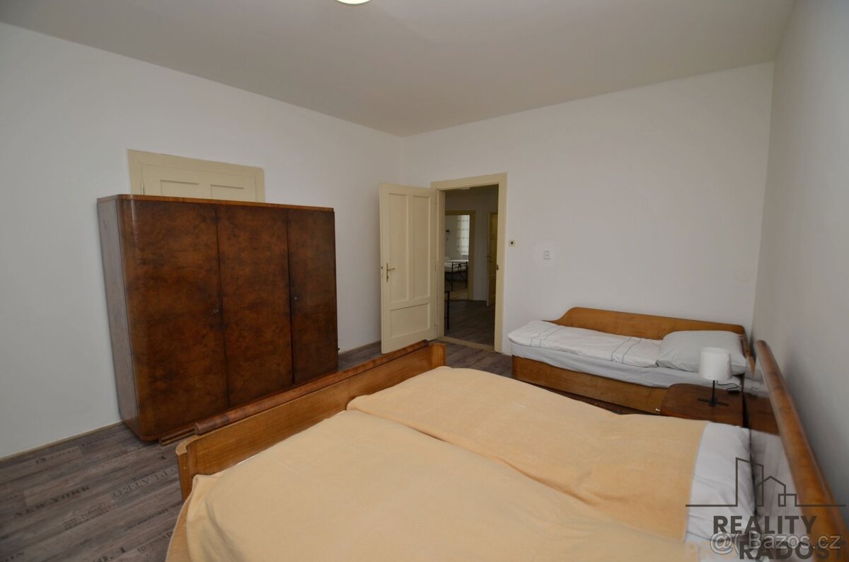 Prodej bytu 4+kk 95 m2 - 8