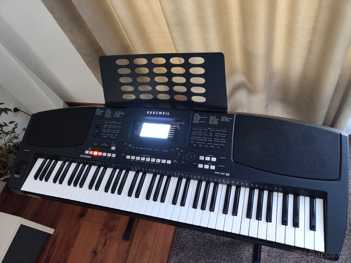 Kurzweil KP300X + K&M 18997 Al stojan + Bespeco SG8EX židle - 8