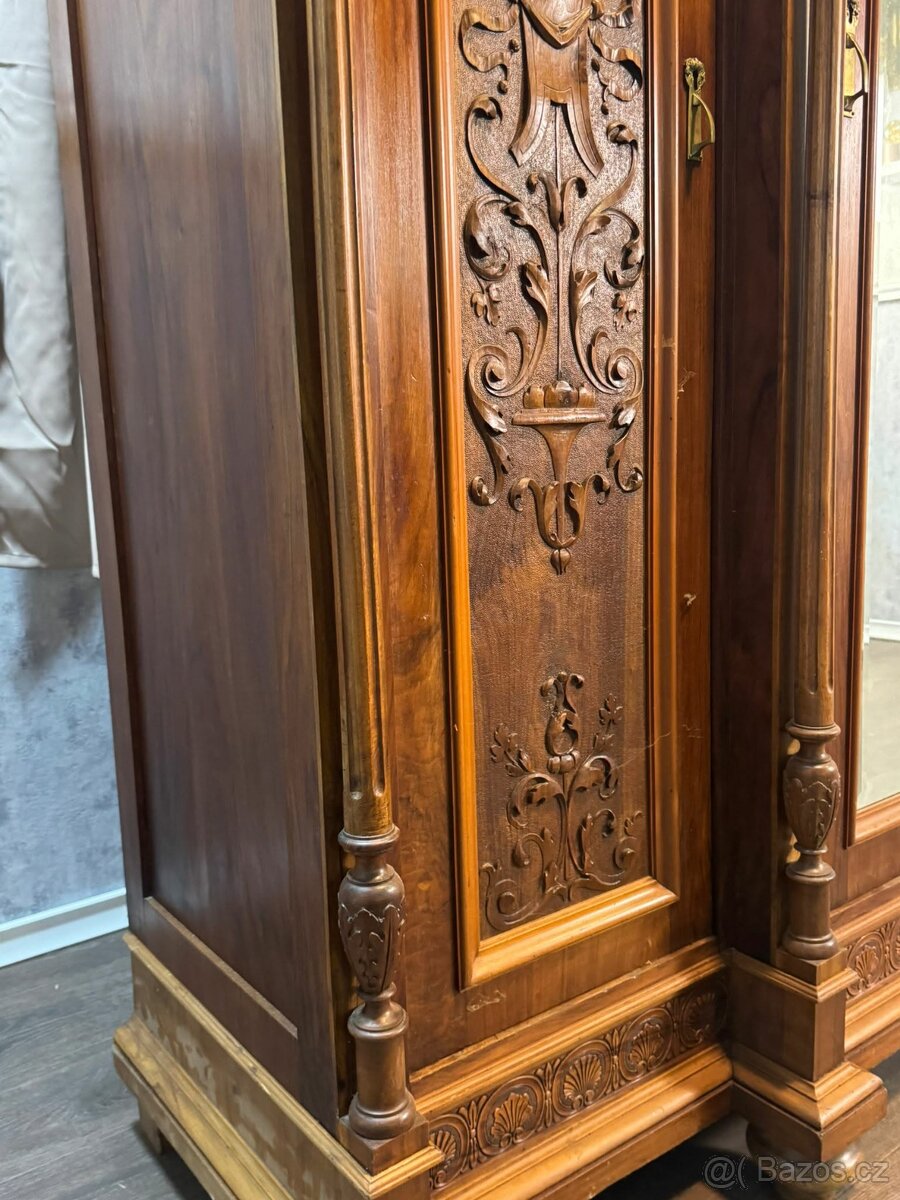 Monumentální šatní skříň (144032) - 8