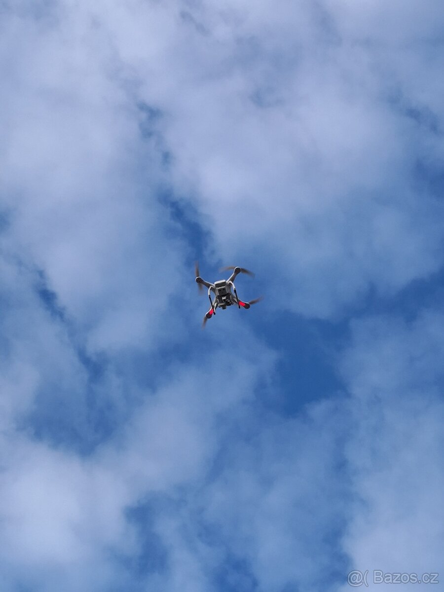 Dron - 8