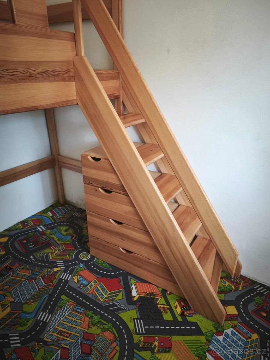 Prodám dřevěnou masivní patrovou postel s hradbami. - 8