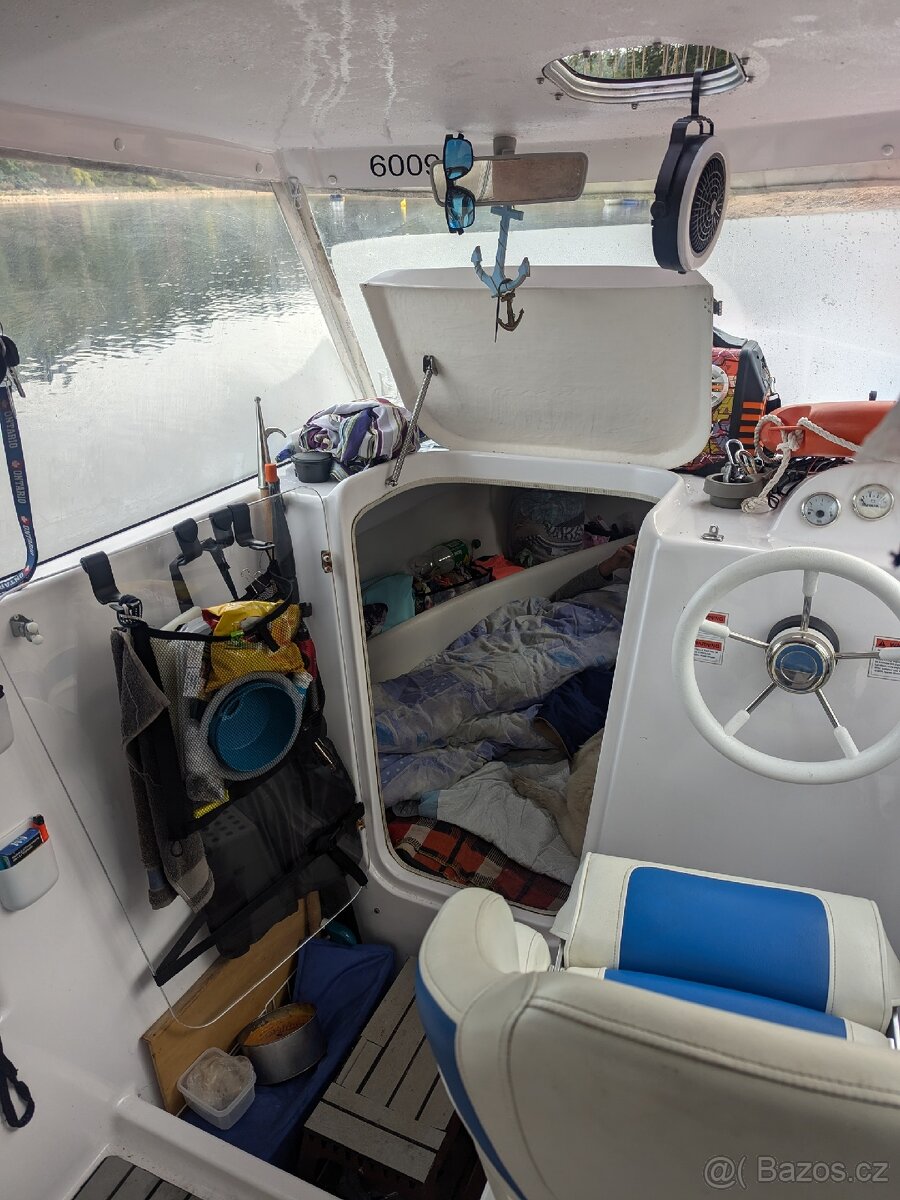 BLUE STAR 15 CUDDY kajutova loď - 8