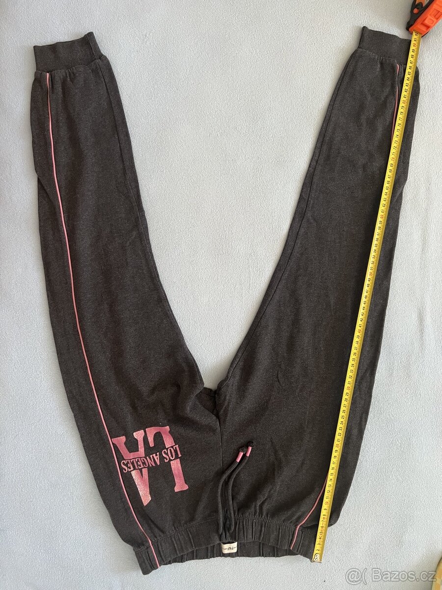 Tepláková souprava zn. F&F vel. 12-13 let - 8