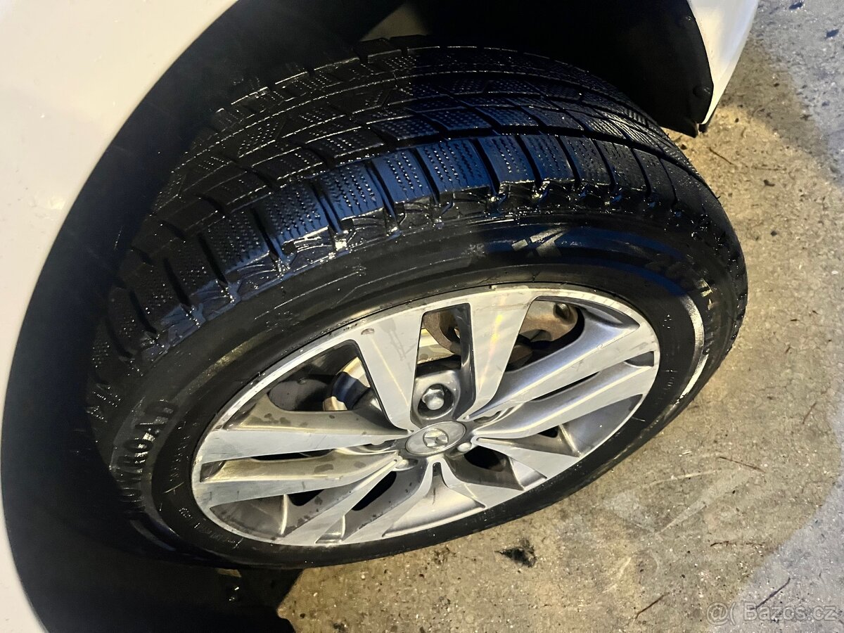 Hyundai i30 kombi / 1.6crdi / 2017 - 8